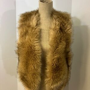 Vintage faux fur vest with satin like lining med Y2K